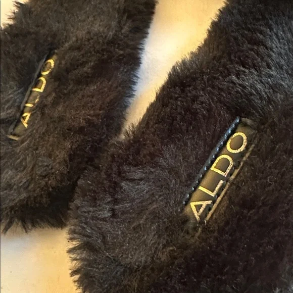 Aldo Plush Black Slippers - Picture 4 of 4